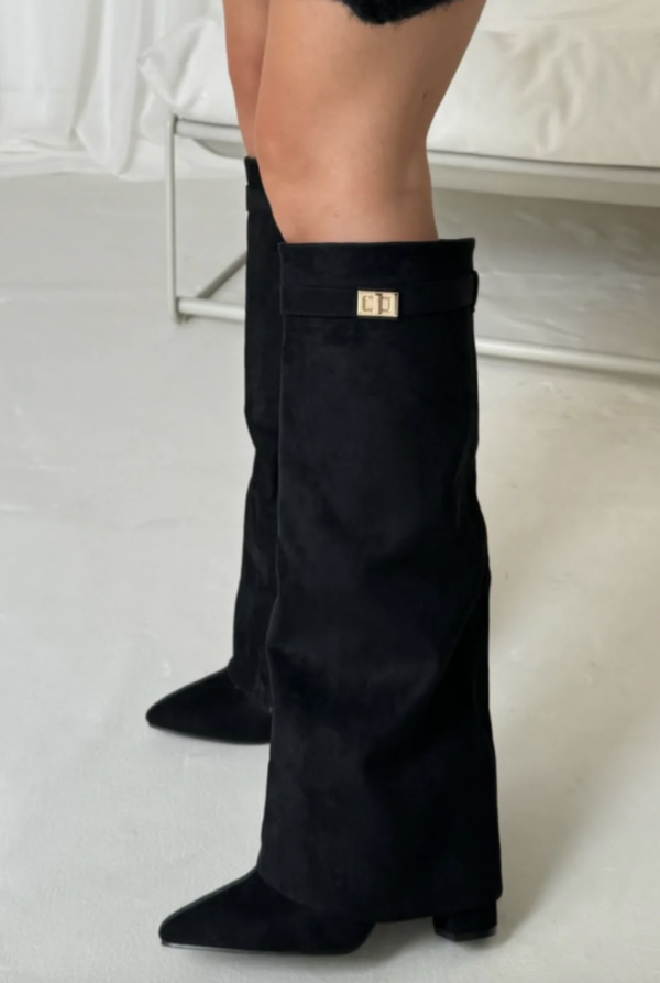 Ariana | Stiefel und ein Gratis-Geschenk